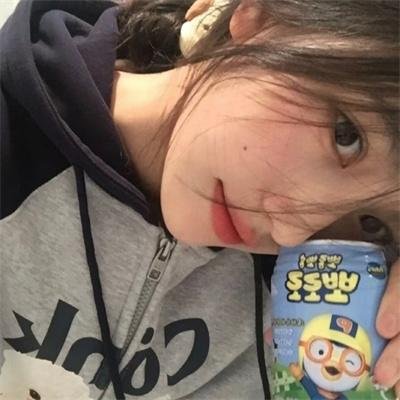 北极的圣诞老人兄弟海报